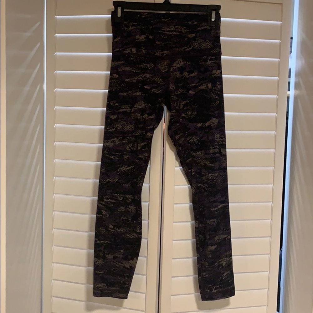 LULULEMON Align 7/8’s